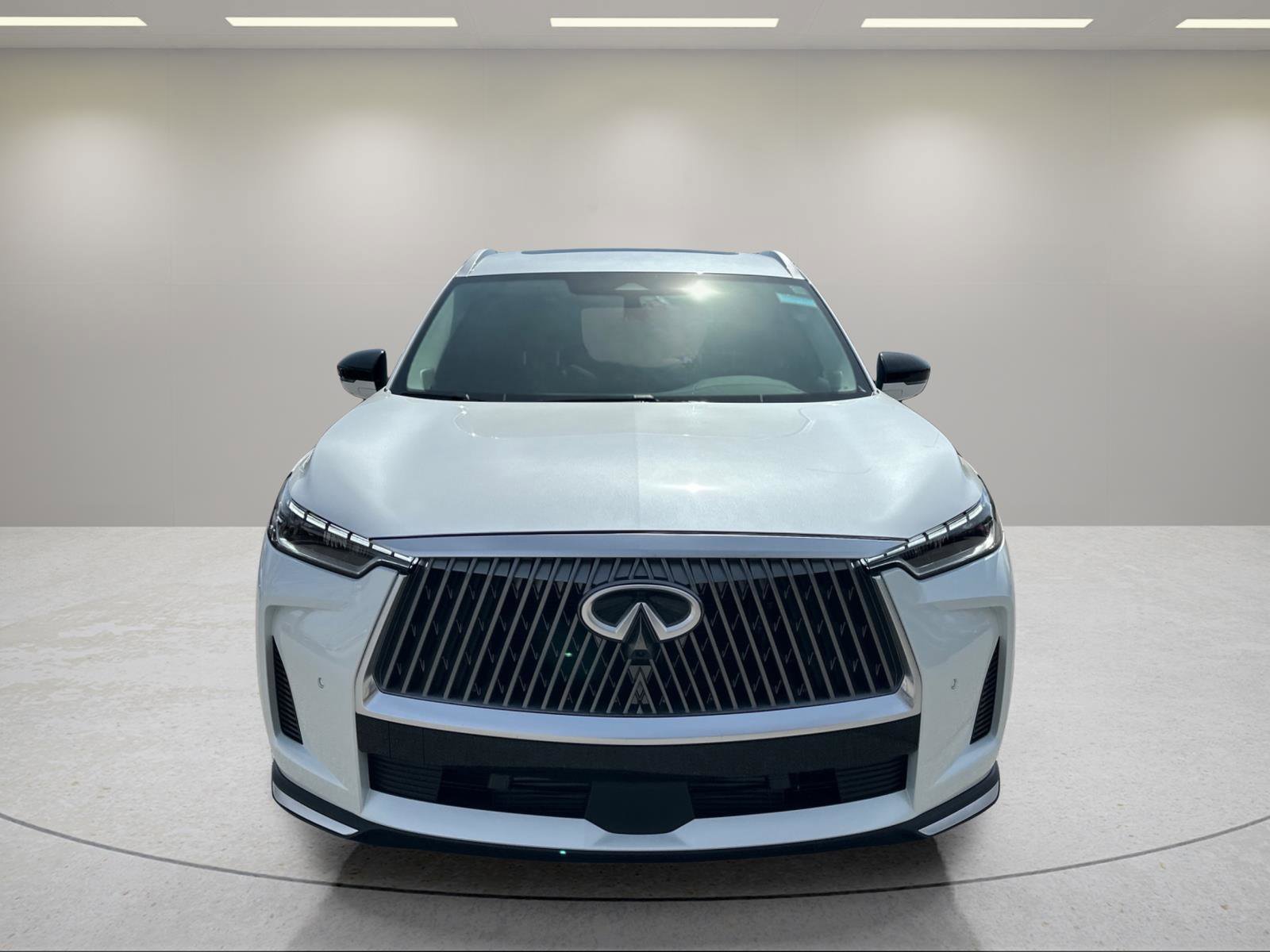 New 2026 Radiant White INFINITI LUXE image 10