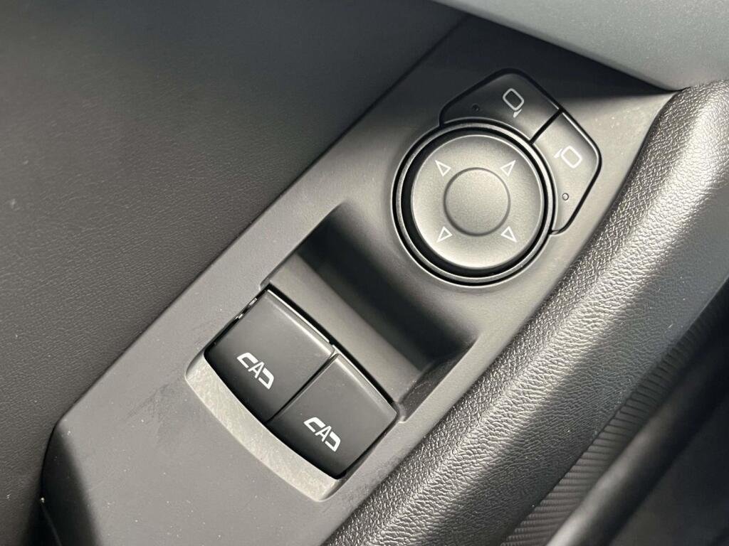Used 2023 Sharkskin Metallic Chevrolet LT1 image 28