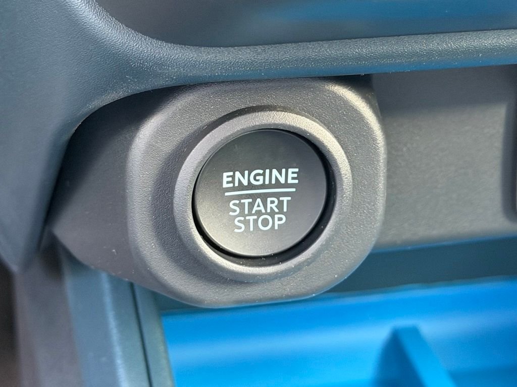 New 2026 Space White Metallic Ford XLT image 11