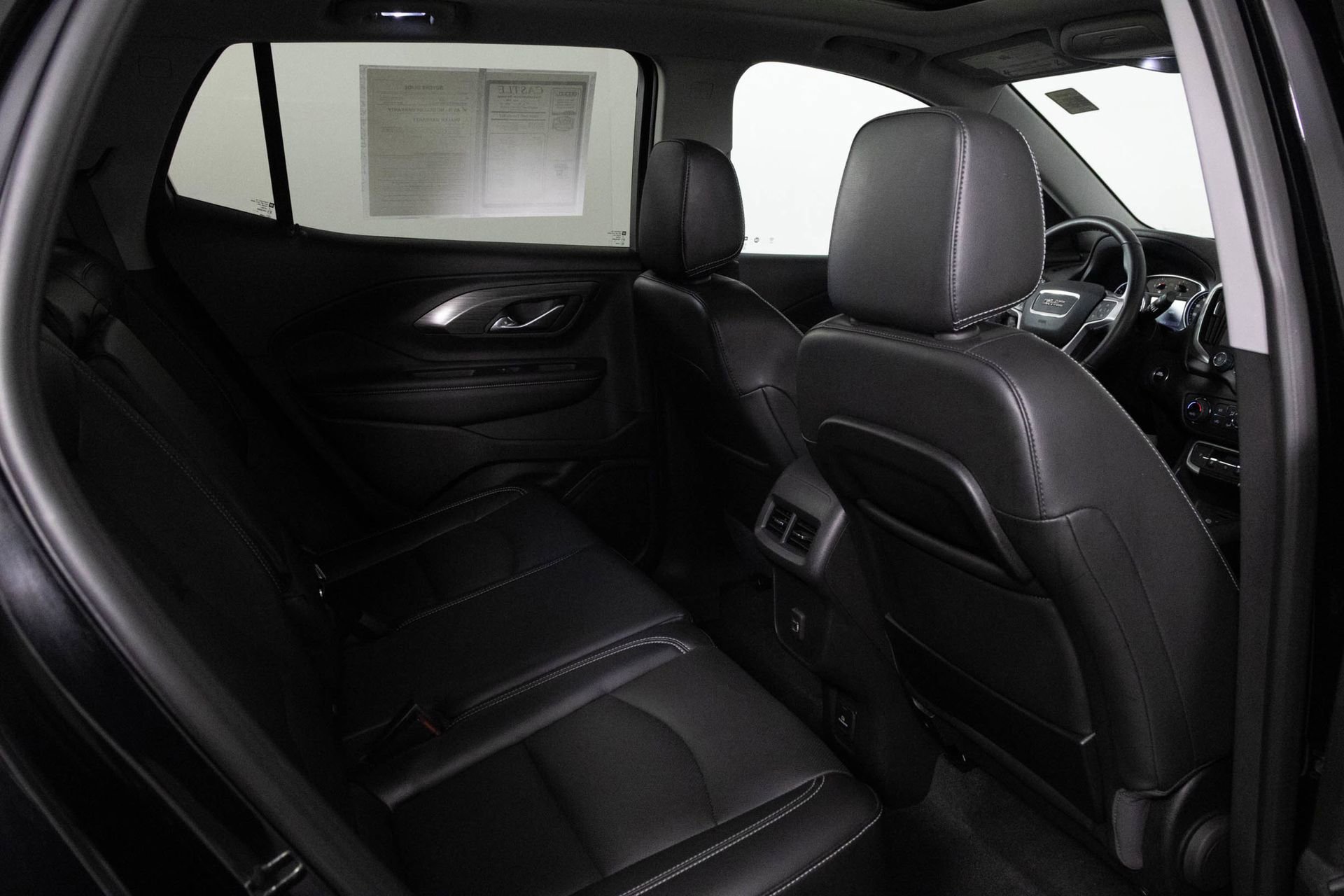 2023 GMC TERRAIN - Image 36