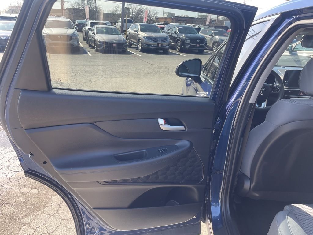 2021 Hyundai Santa Fe SE - Photo 24