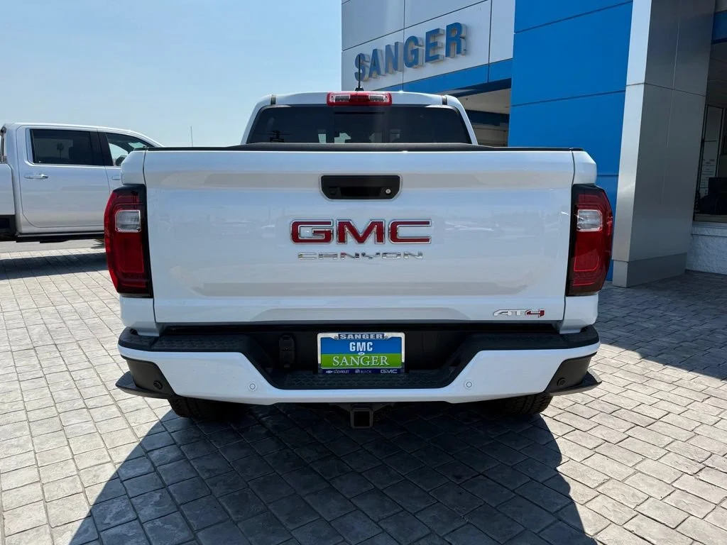 New 2026 Summit White GMC AT4 image 6