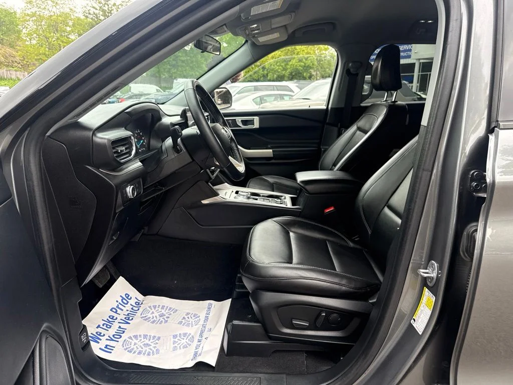 Used 2022 Gray Ford XLT image 20