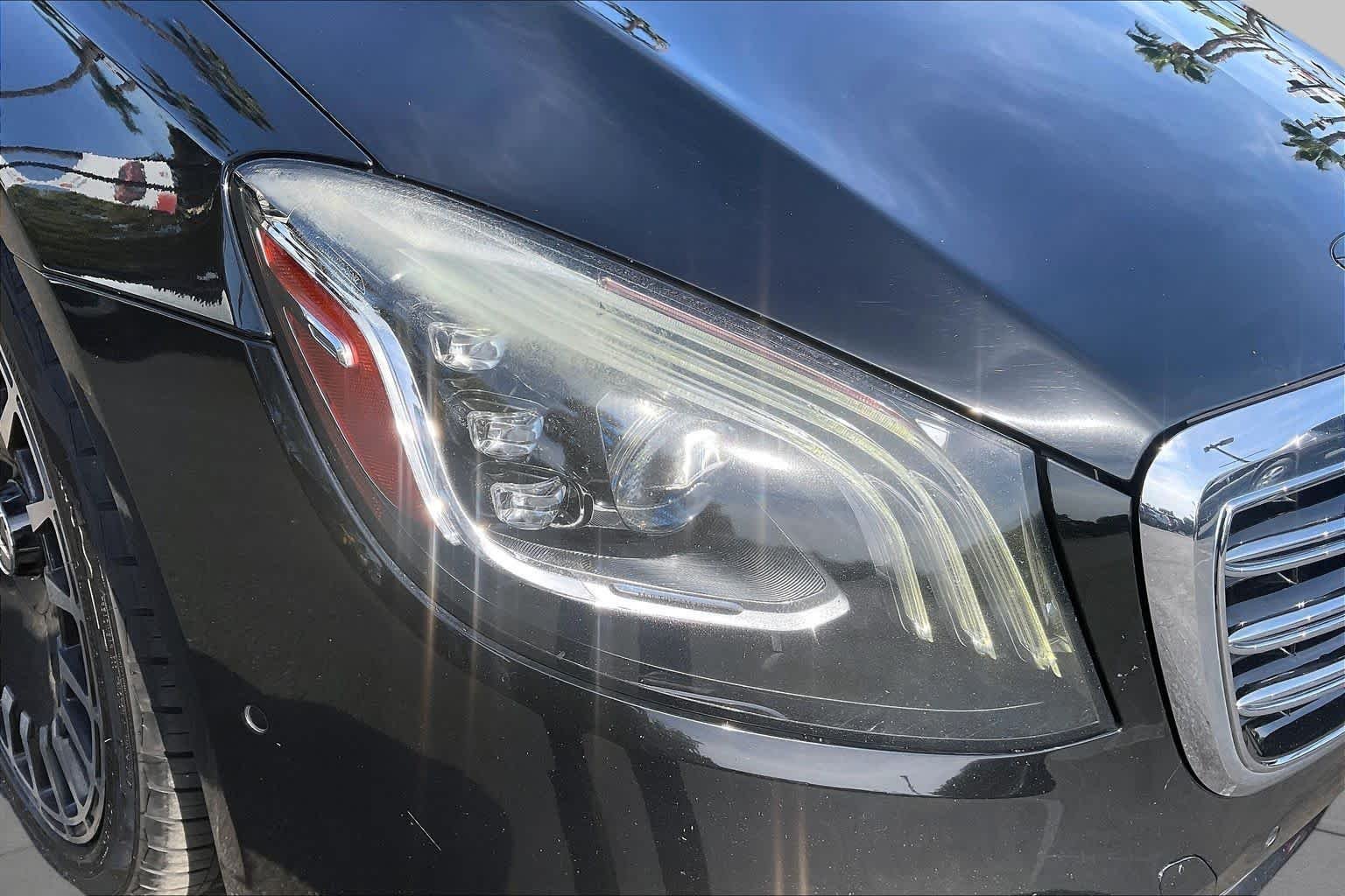 Used 2018 Black Mercedes-Benz S 560 image 27
