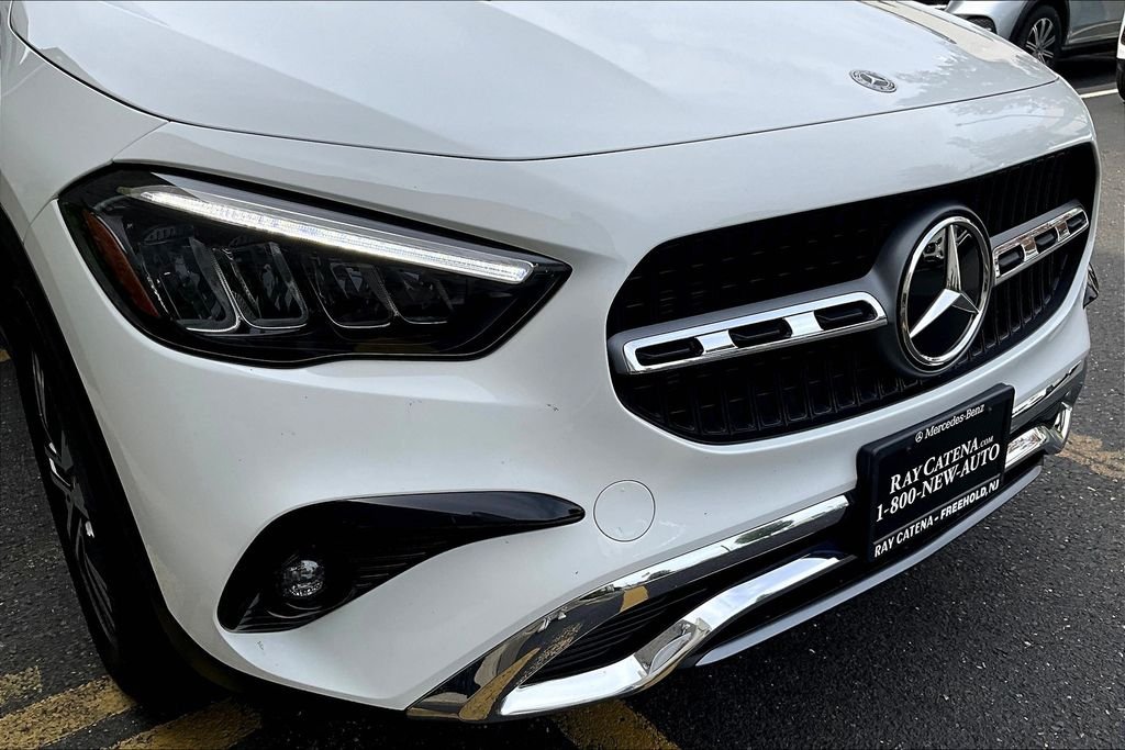 Certified Used 2025 White Mercedes-Benz GLA 250 image 30