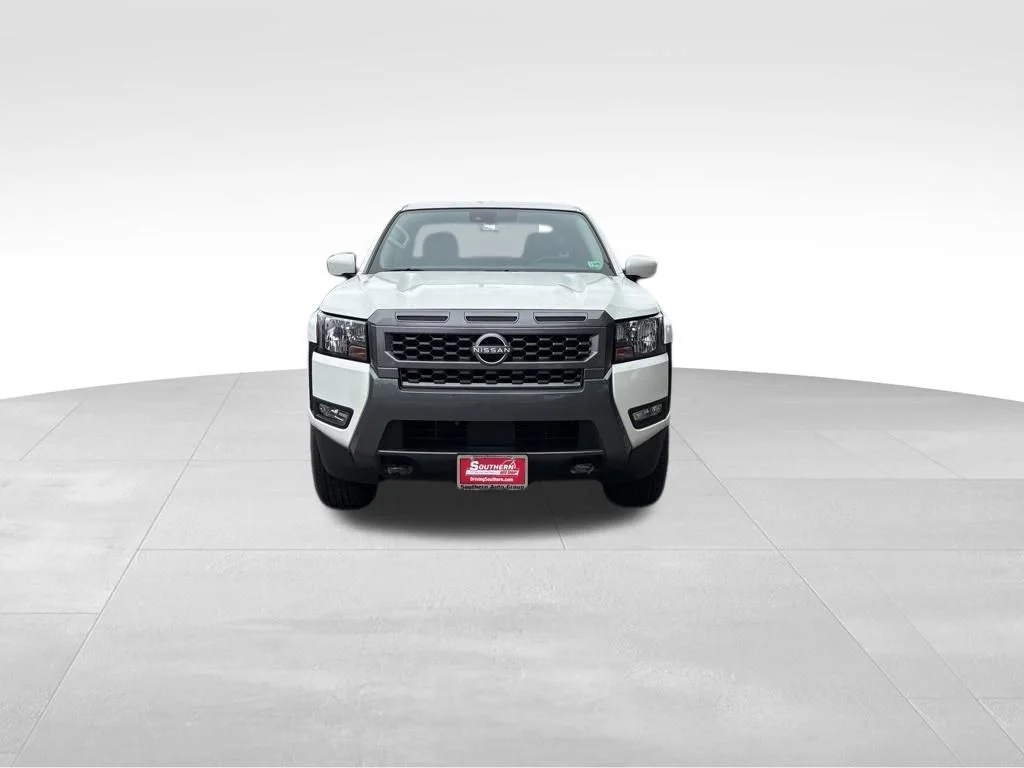 2025 Nissan Frontier SV - Photo 9