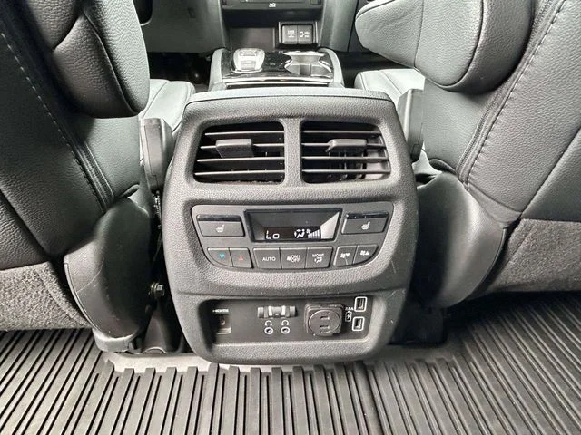 Used 2021 White Honda Touring image 14