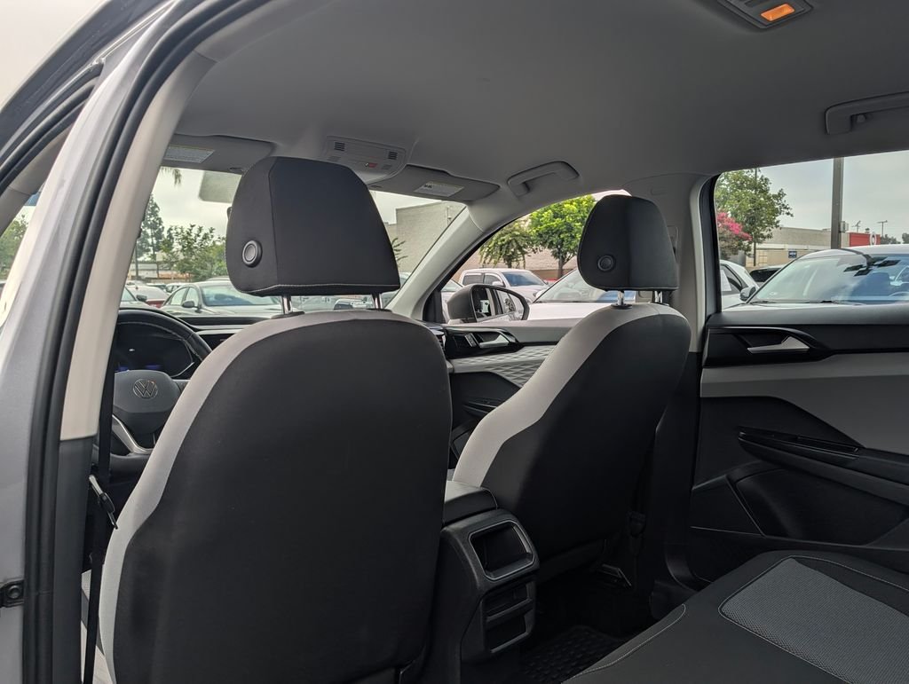 Used 2023 Silver Volkswagen 1.5T S image 13