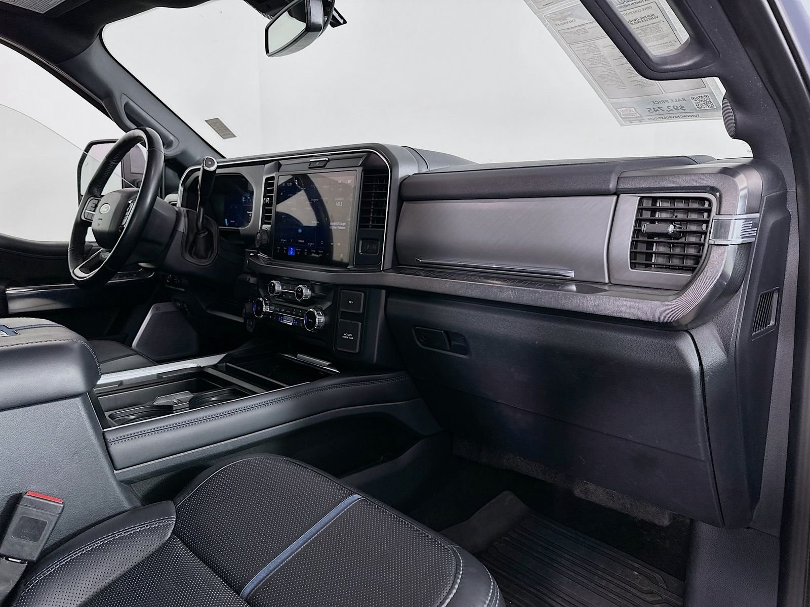 Used 2025 Gray Ford Platinum image 32