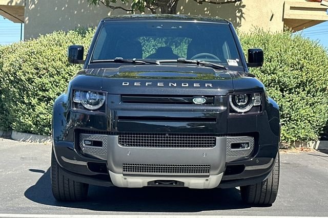 Used 2023 Black Land Rover V8 image 8