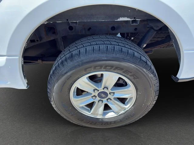 Used 2018 White Ford  image 11