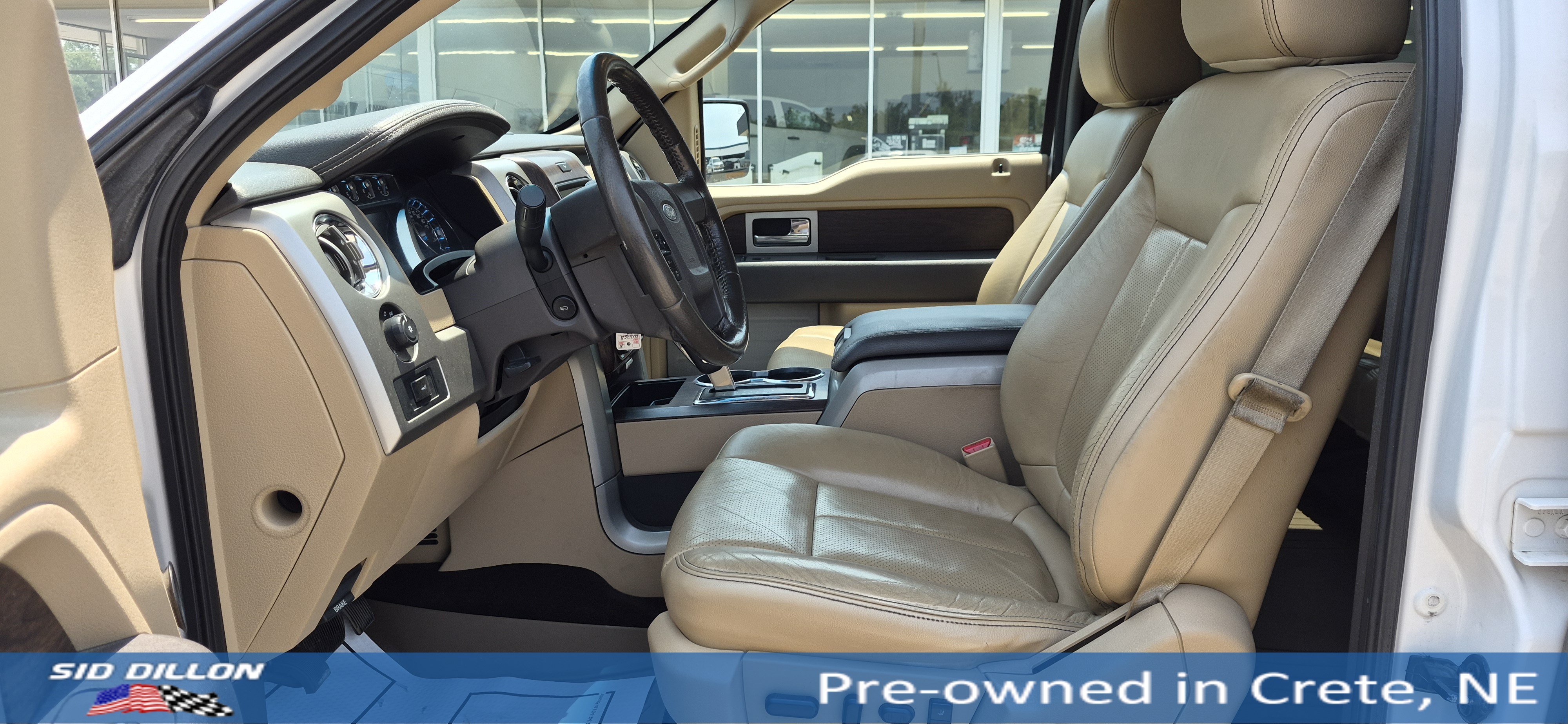 Used 2013 White Ford Lariat image 3