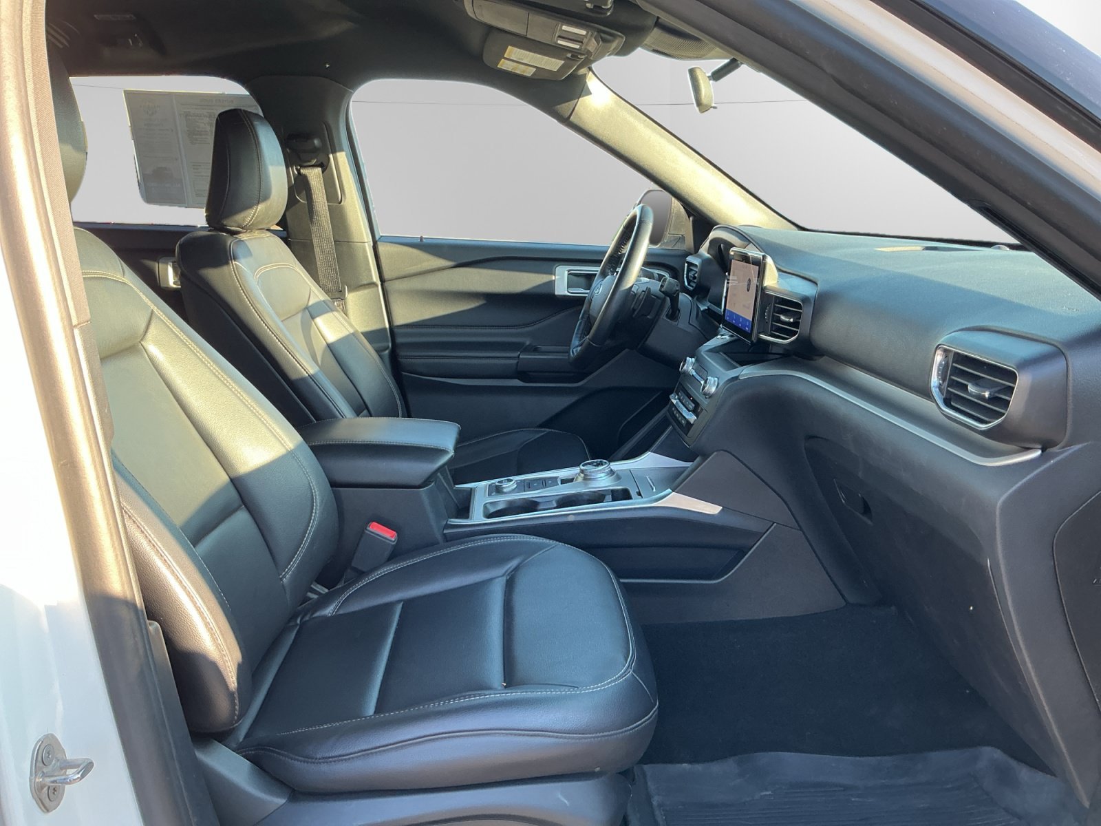 Used 2020 White Ford XLT image 15