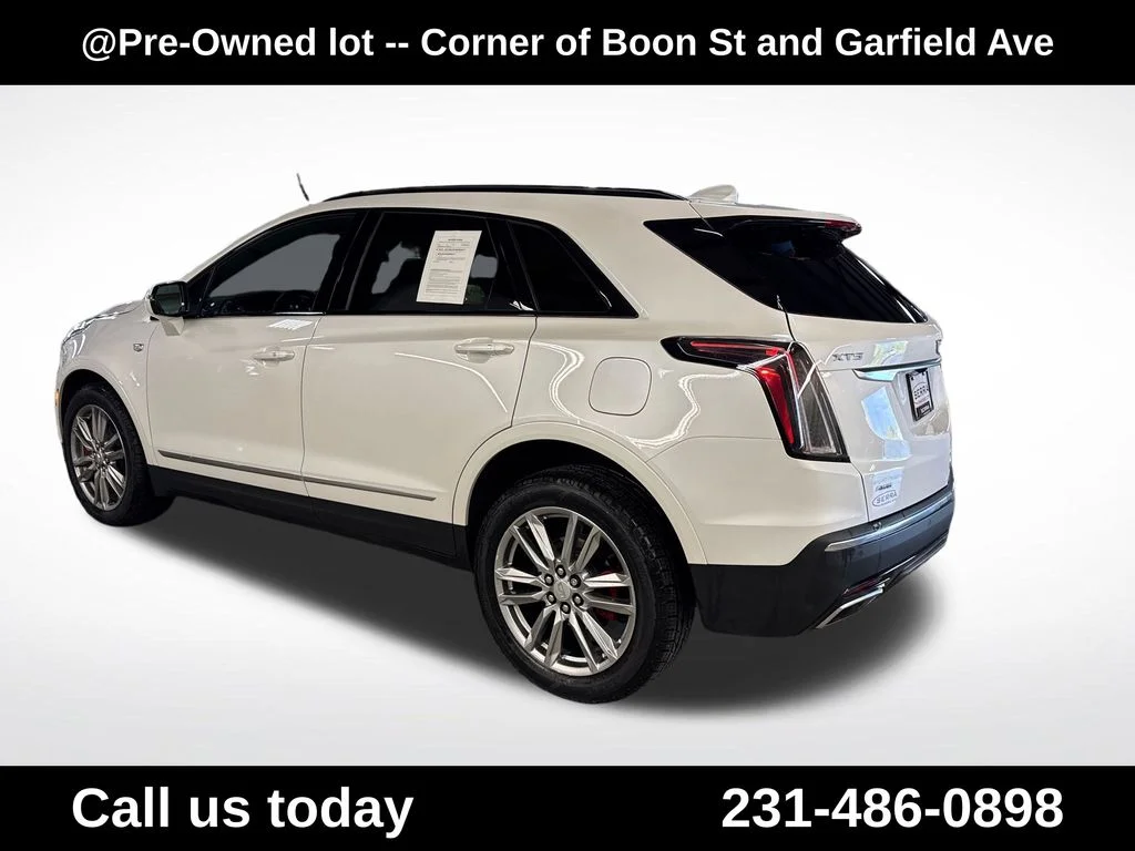 Used 2024 White Cadillac Sport image 3
