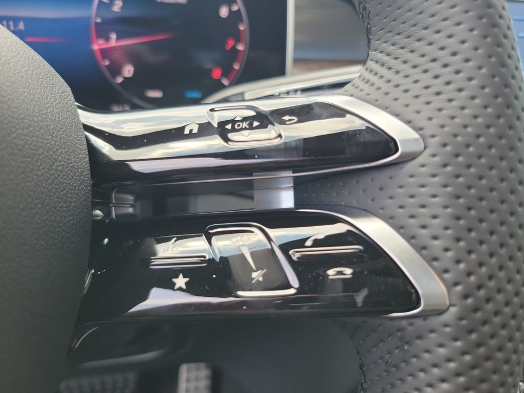 New 2026 Silver Mercedes-Benz GLC 300 Coupe image 28