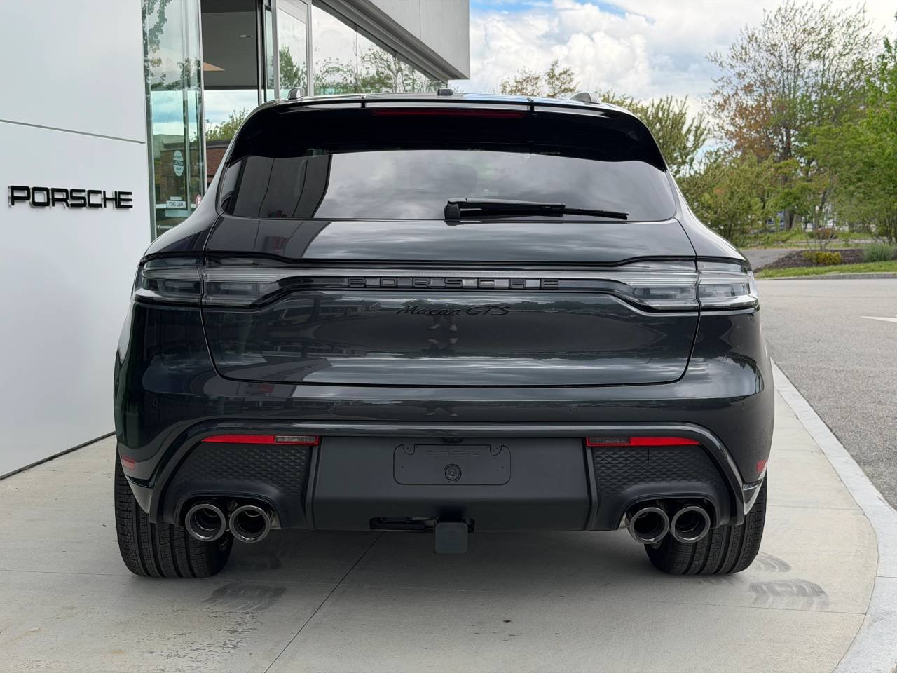 2026 Porsche Macan GTS - Photo 11