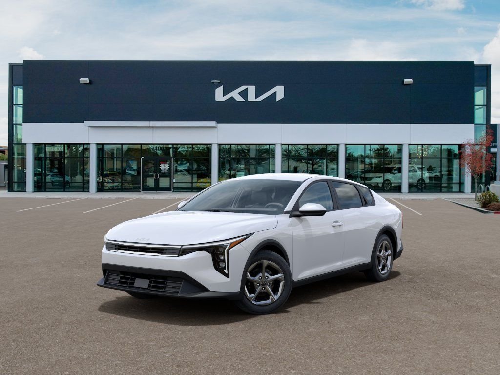 New 2026 White Kia LXS image 1