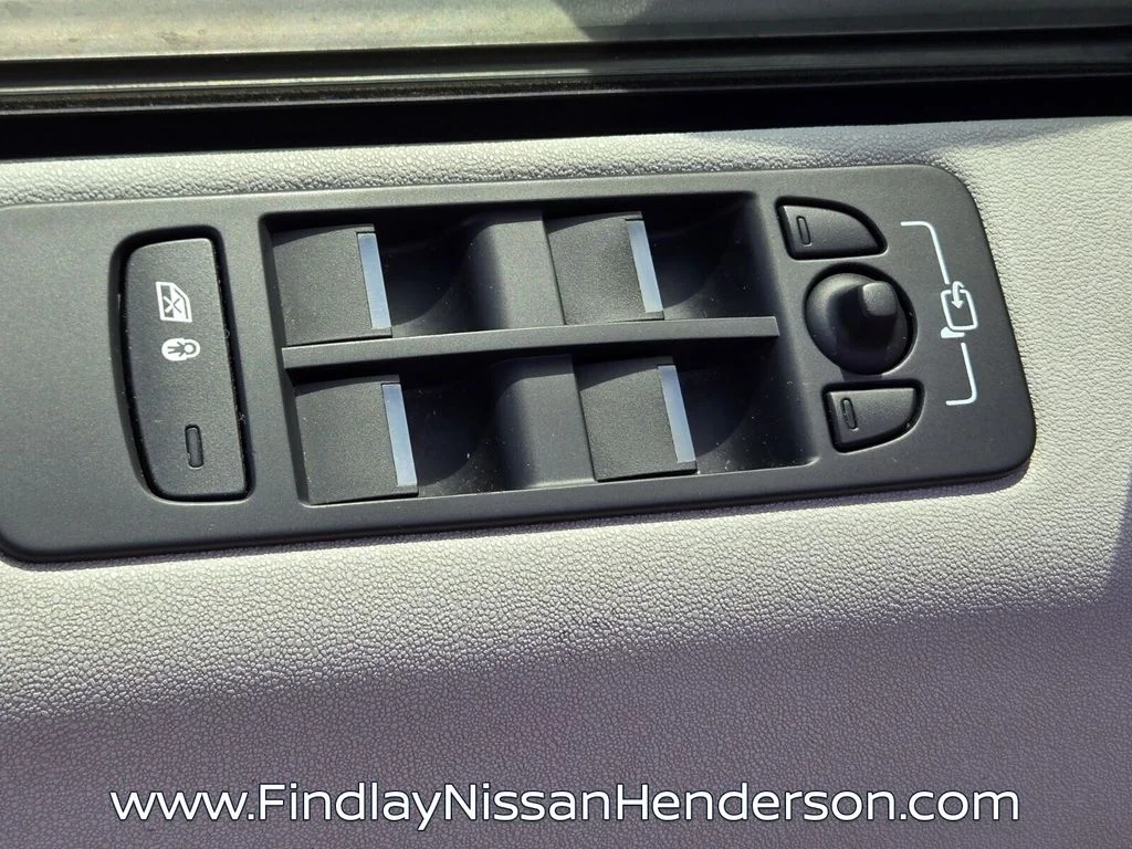 Used 2019  Land Rover HSE image 22
