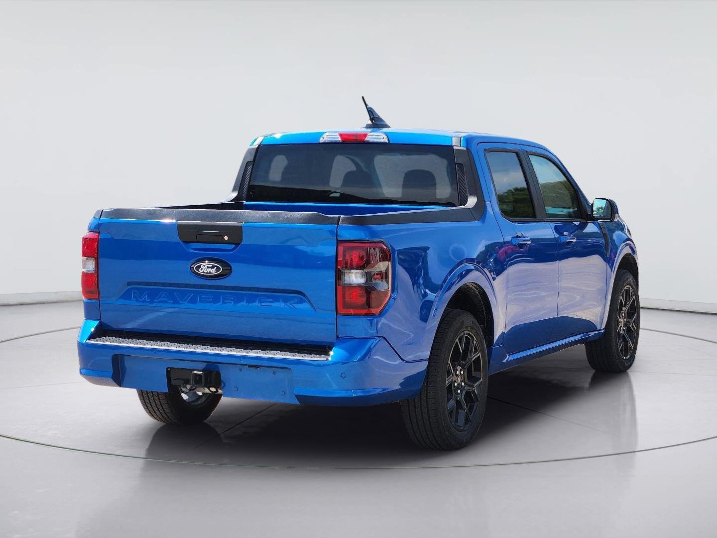 Used 2026 Velocity Blue Ford Lobo image 4