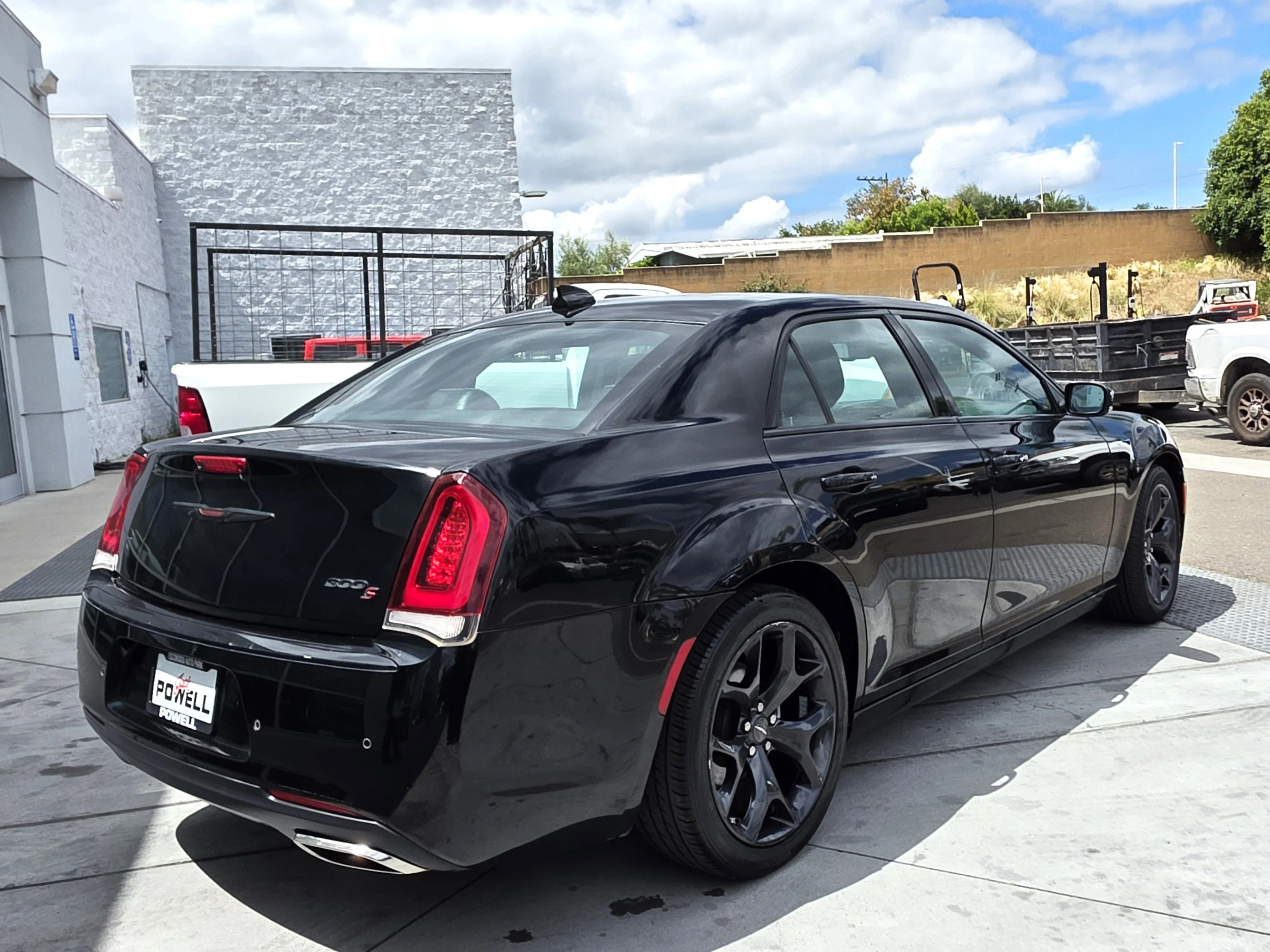 Certified Used 2022 Gloss Black Chrysler S image 5