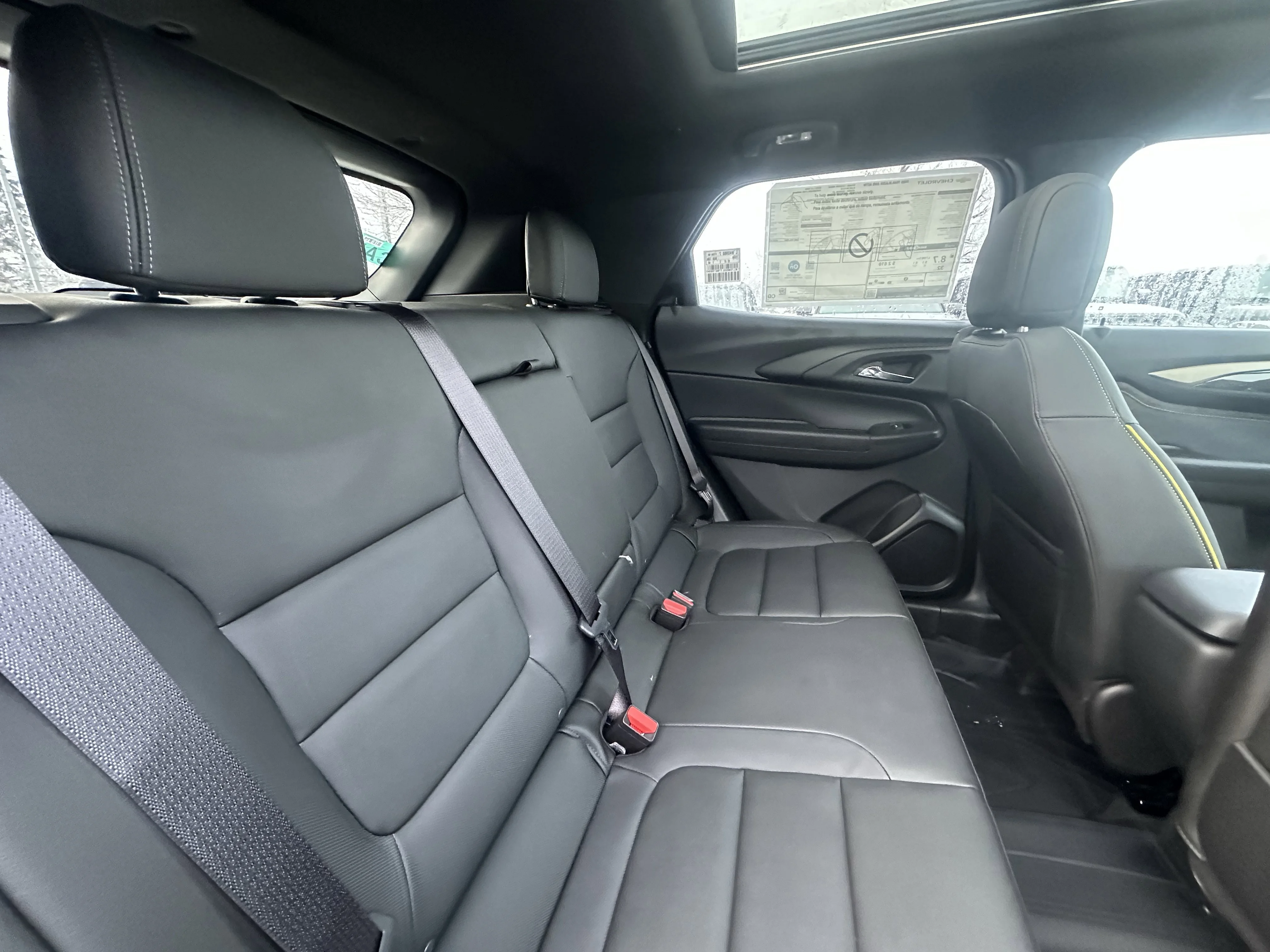 New 2026 Mosaic Black Metallic Chevrolet ACTIV image 22