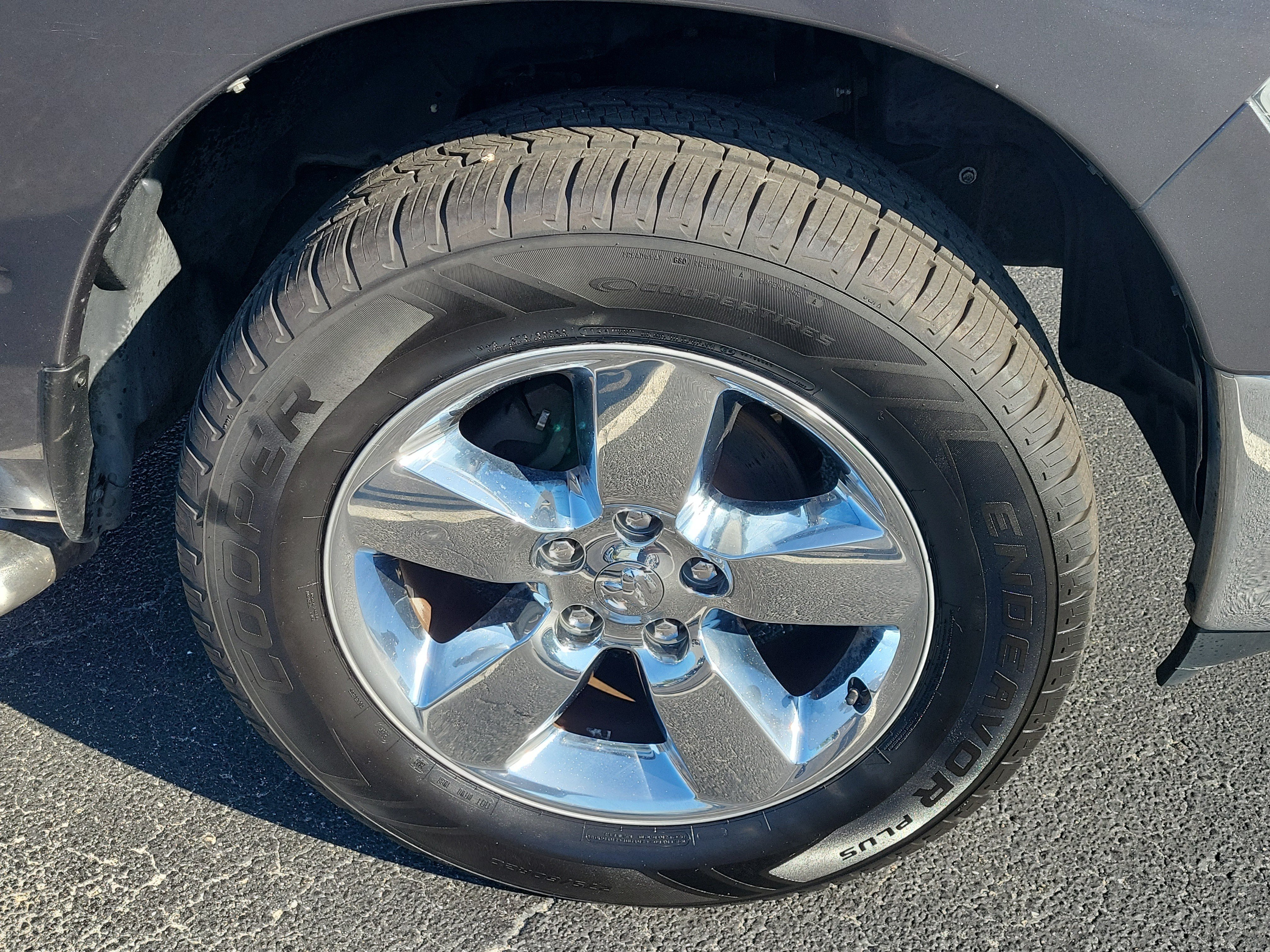 Used 2017 Granite Crystal Metallic Clearcoat Ram Big Horn image 7