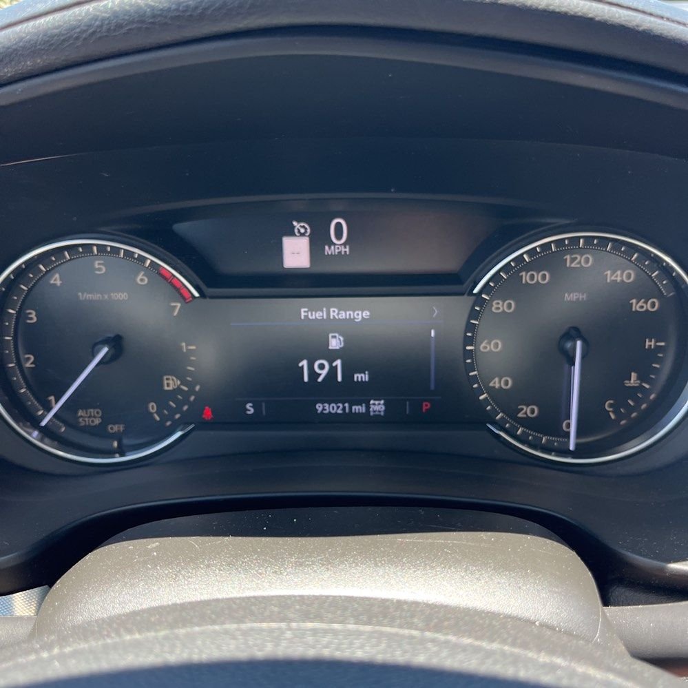 Used 2020 Radiant Silver Metallic Cadillac Premium Luxury image 14