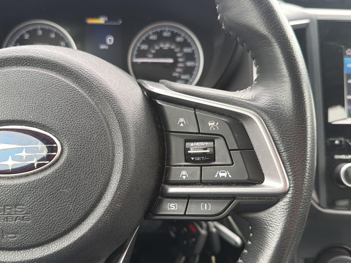 Used 2019 Jasper Green Metallic Subaru Premium image 11