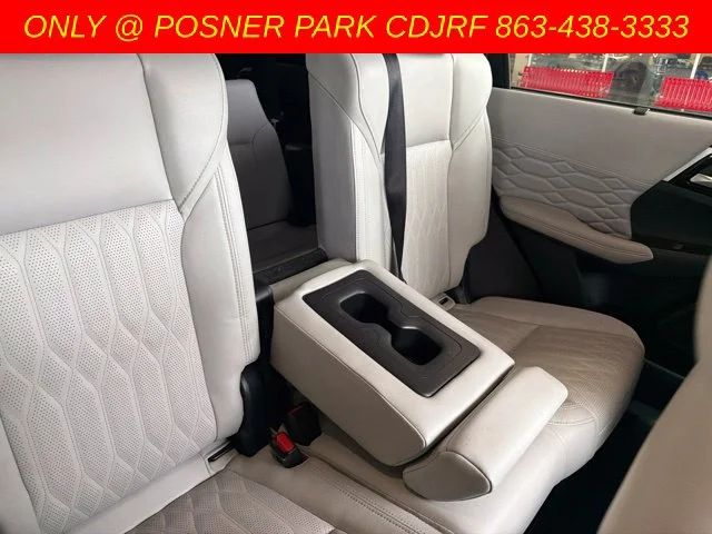 Used 2025  Mitsubishi SEL image 6