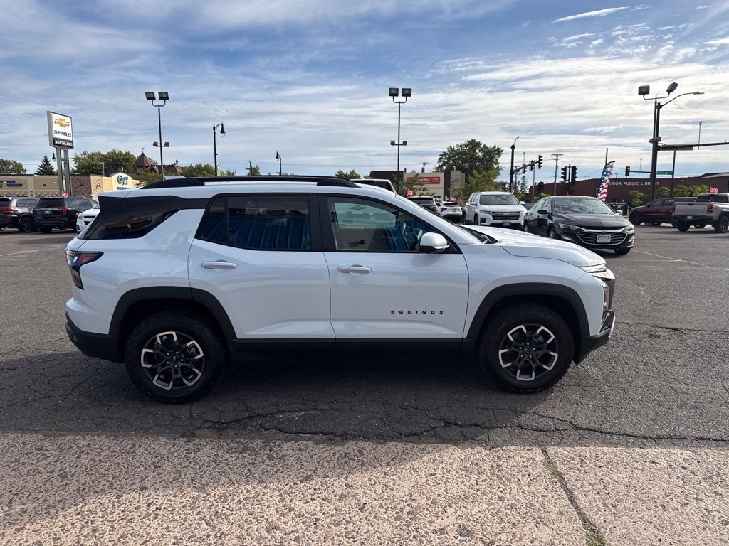 New 2027 Polar White Tricoat Chevrolet ACTIV image 8