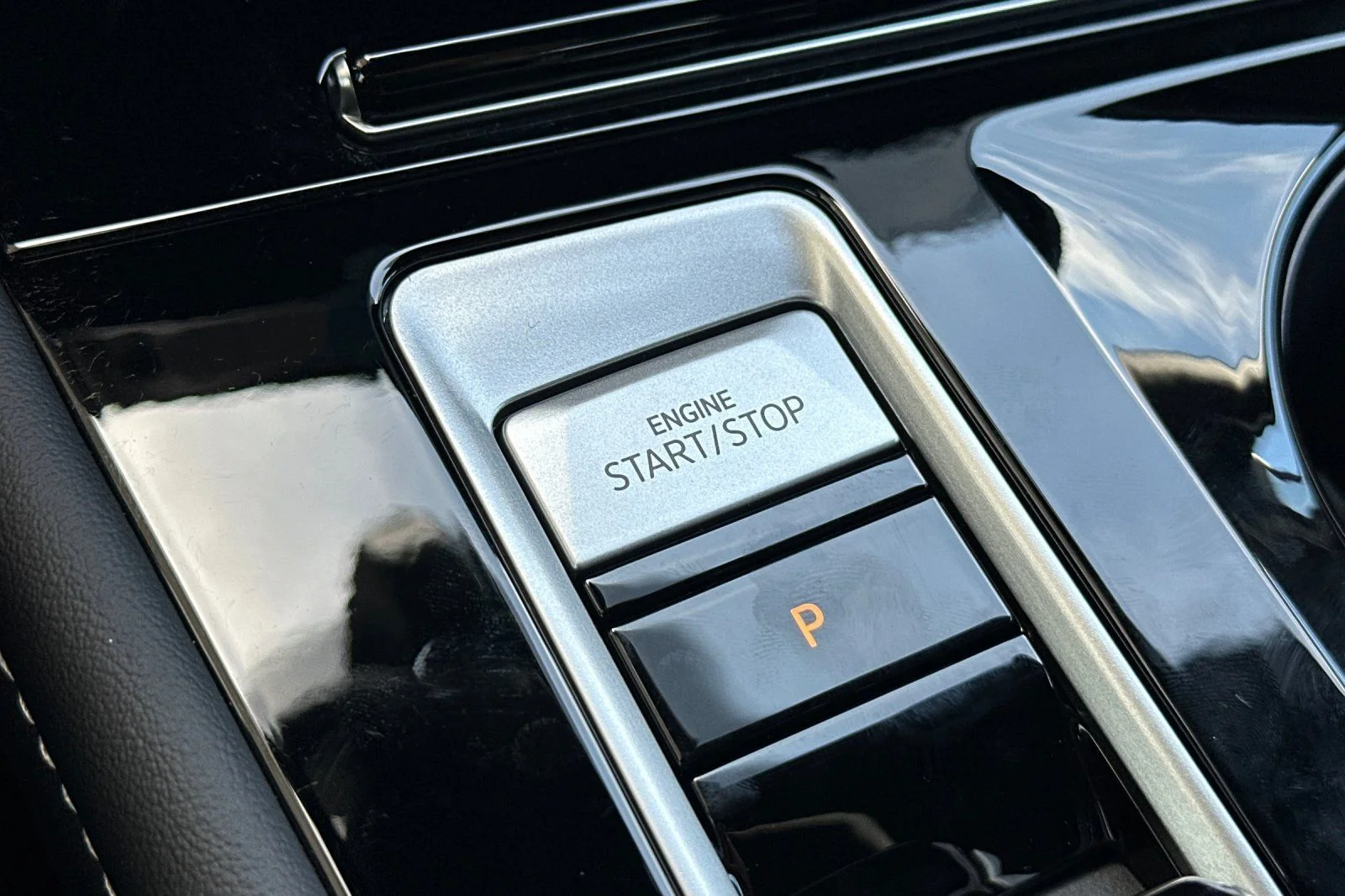 New 2026 Blue Volkswagen SE w/Technology image 20