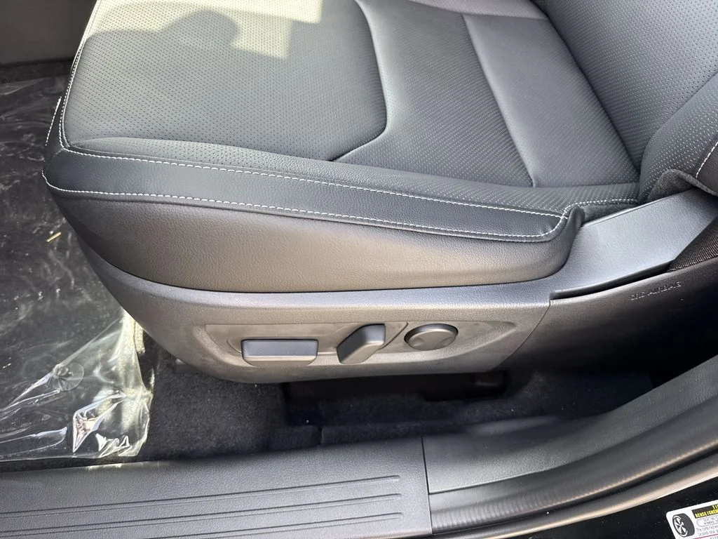 New 2026 Jet Black Mica Mazda 2.5 S Premium Plus AWD image 41