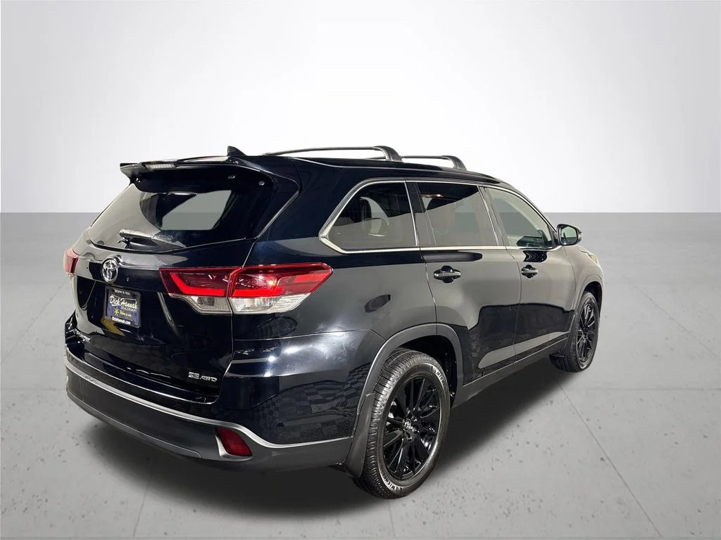 Used 2019 Black Toyota SE image 6