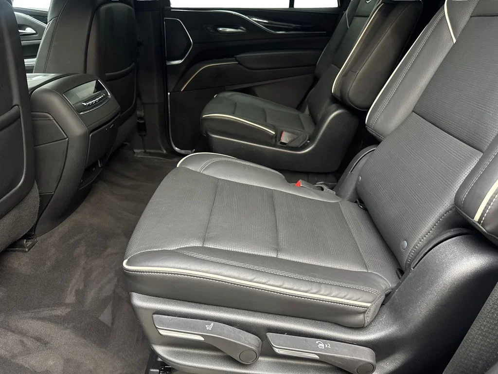 Used 2023 Black Cadillac Sport image 34