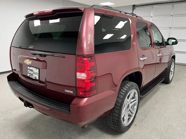 Used 2008 Red Chevrolet LTZ image 10