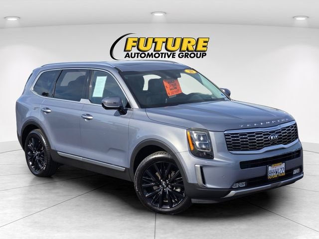 Used 2020 Silver Kia SX image 1