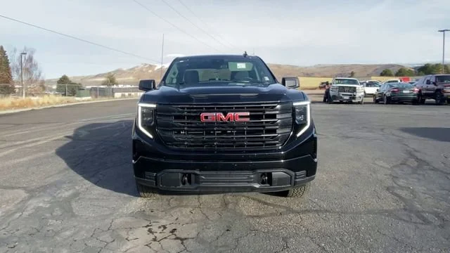 New 2026 Onyx Black GMC Pro image 3