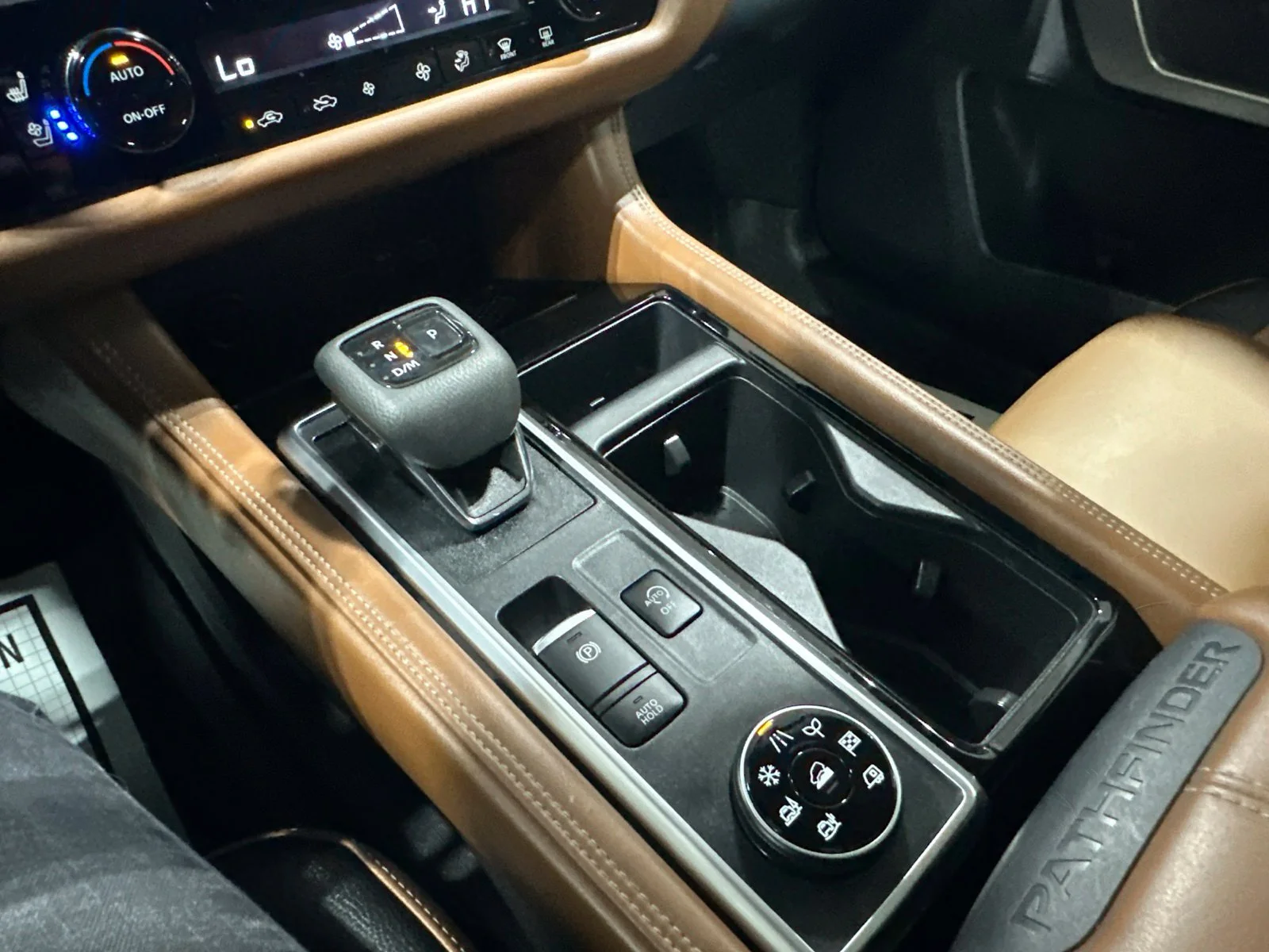 Used 2022 Gray Nissan Platinum image 73
