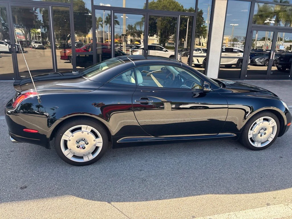 Used 2005  Lexus 430 image 8