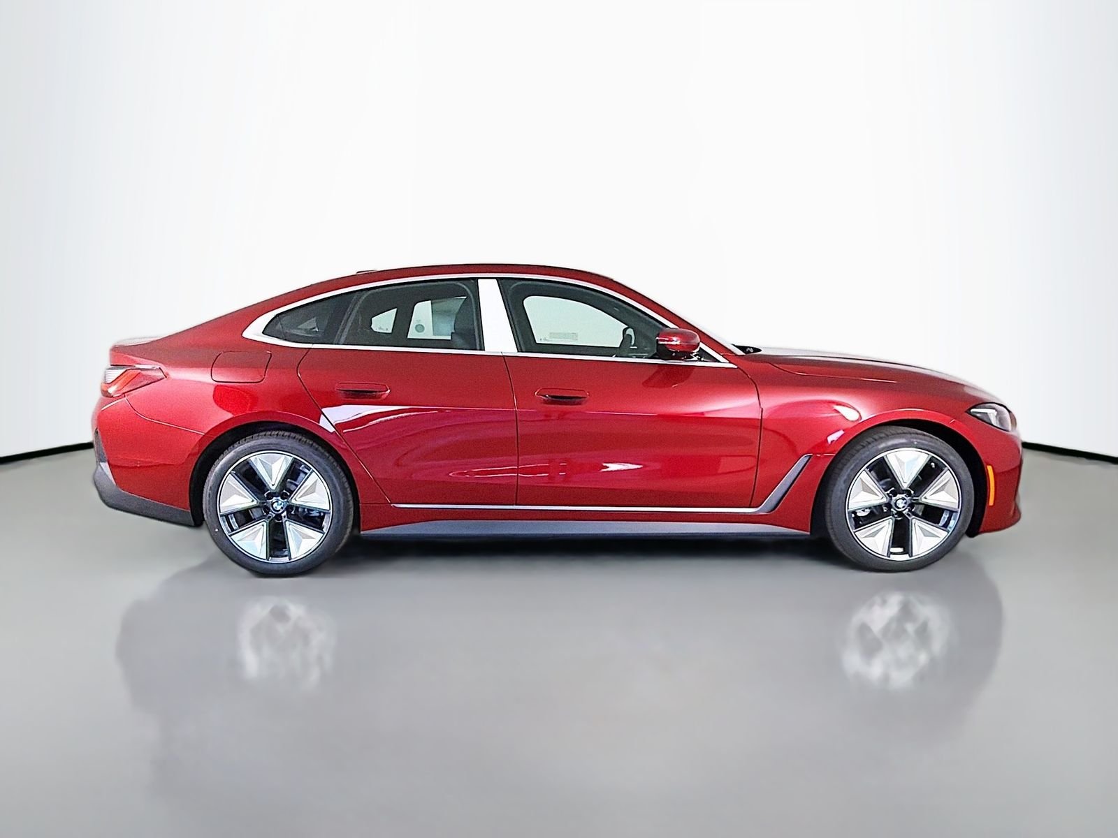 New 2026 Vegas Red Metallic BMW eDrive40 image 8