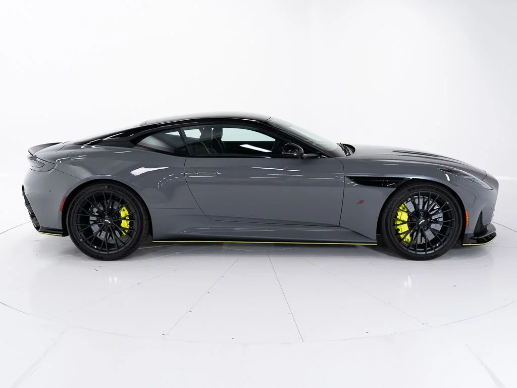 New 2026 China Grey w/Lower Livery in AMR Lime Aston Martin S image 6