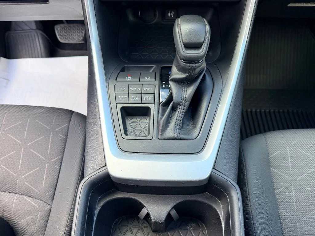 Used 2019 Magnetic Gray Met. Toyota XLE image 19