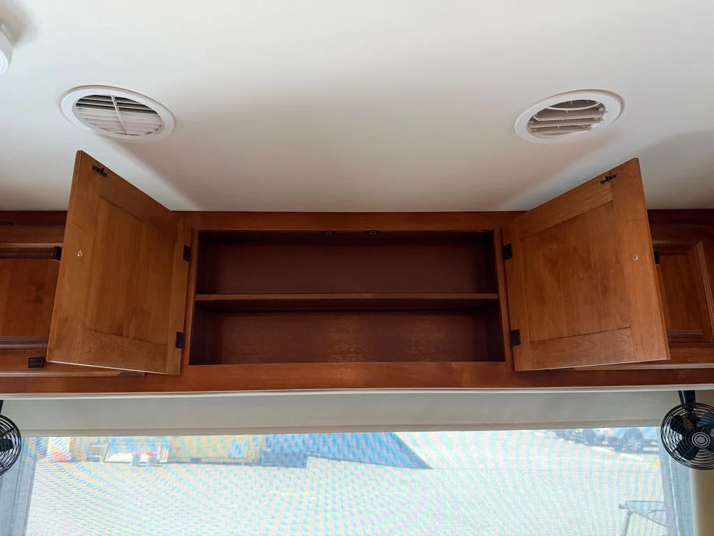 Used 2014  Tiffin  image 125