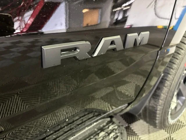 New 2026 Diamond Black Crystal Pearl-Coat Exterior Paint RAM Express image 3