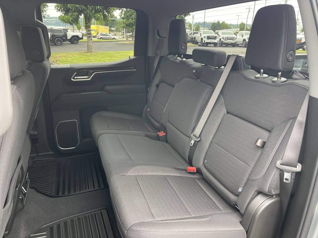 New 2026 Sterling Metallic GMC Elevation image 24