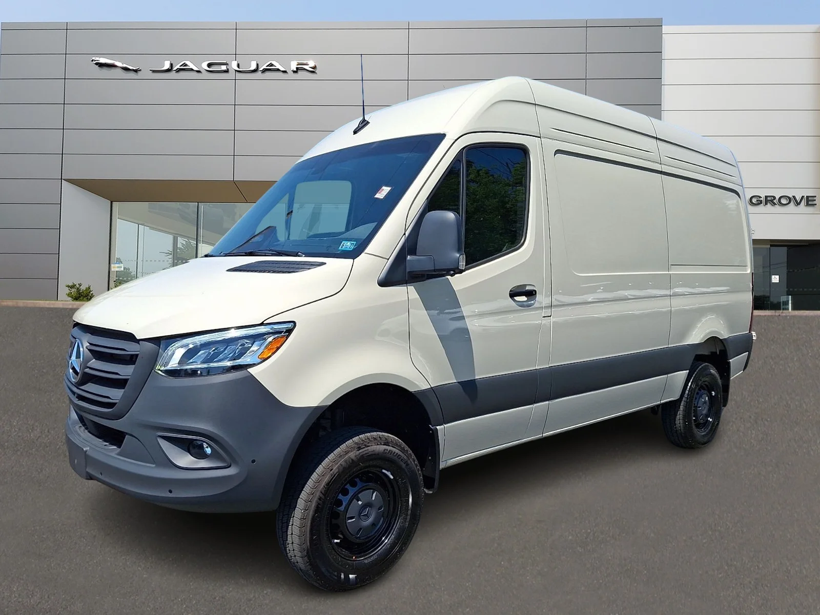 2026 Mercedes-Benz Sprinter 2500 144 WB HO AWD's photo