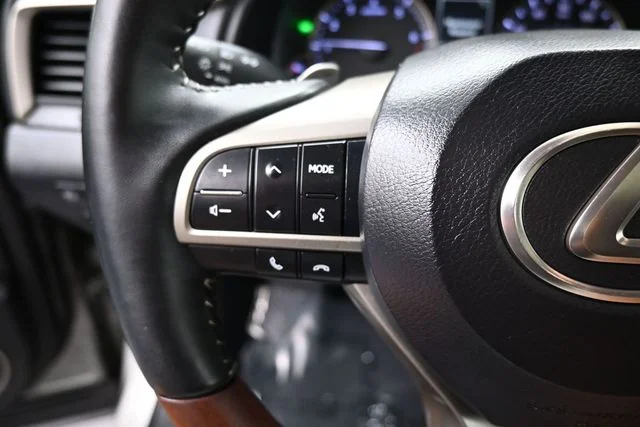 Used 2020 Silver Lexus 350 image 33