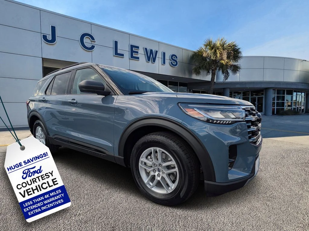 2026 Ford Explorer's photo