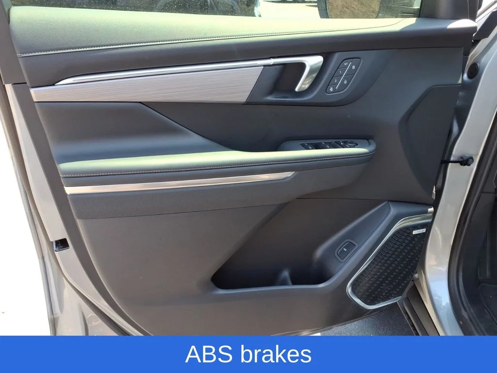 Used 2026 Gray Buick Preferred image 19