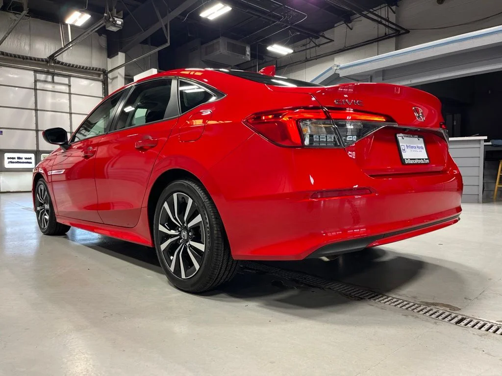 Used 2023 Rallye Red Honda EX image 5